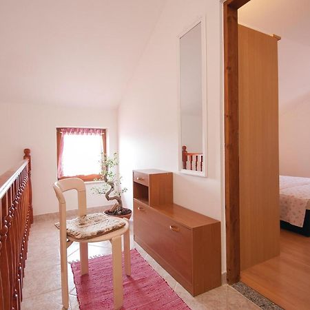 Lovely Apartment In Rovinj With Kitchen Exterior photo